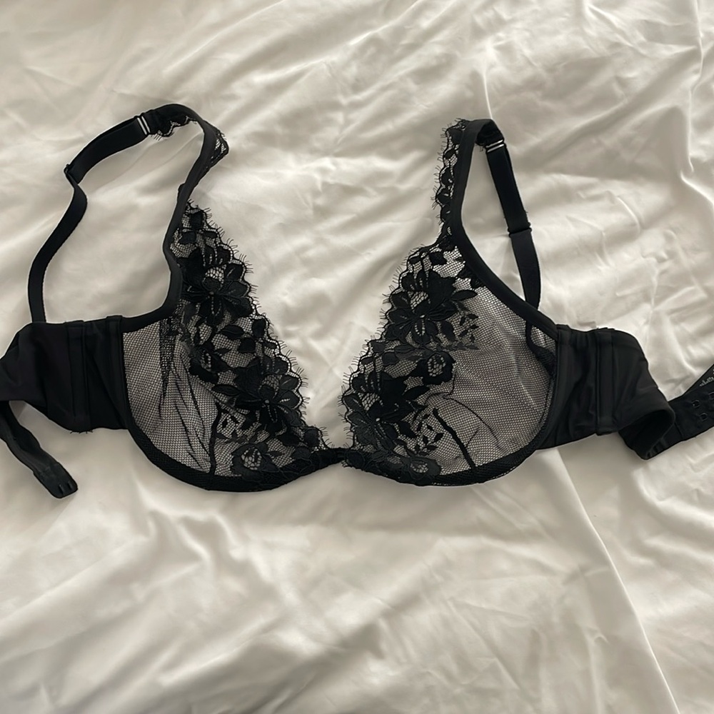 SKIMS lace bra